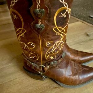 Durango cowgirl boots
